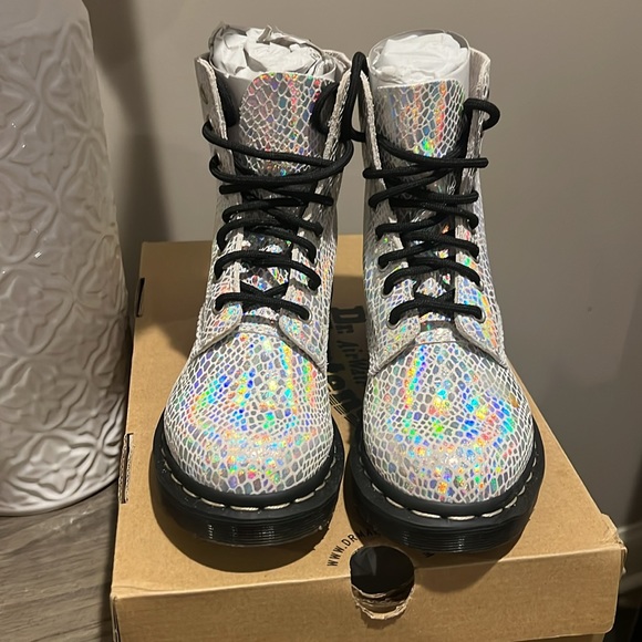 Dr. Marten 1460 Pascal Metallic Snake Boots - Picture 4 of 7